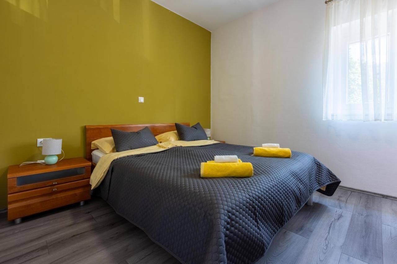Apartman Dora Crikvenica Exterior photo