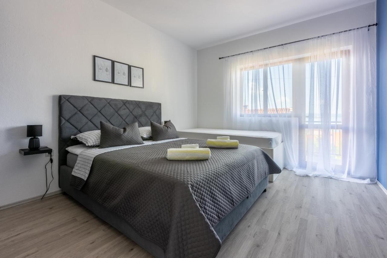 Apartman Dora Crikvenica Exterior photo